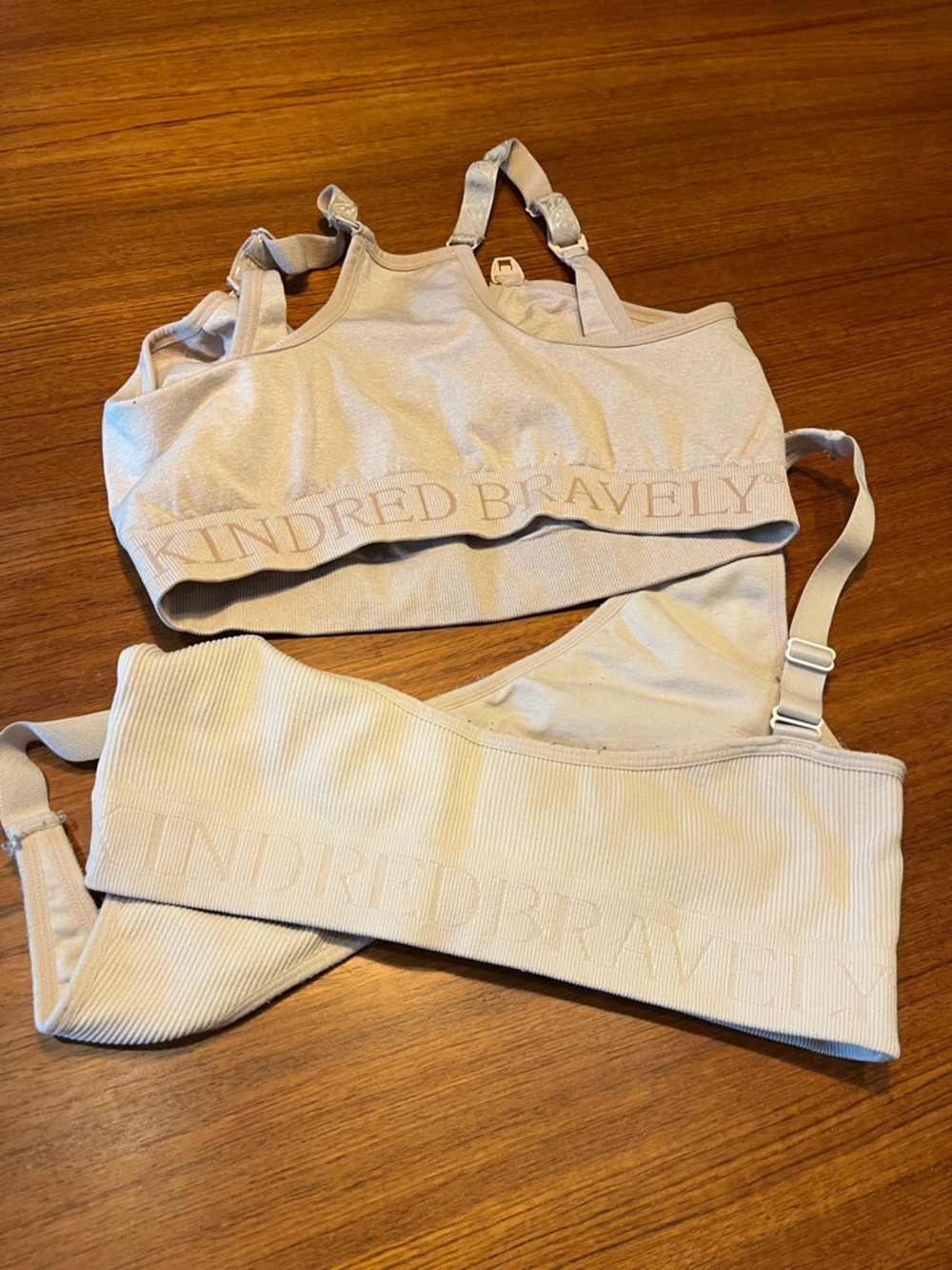 Two medium kindred bravery nursing bras - Picture 5 of 5